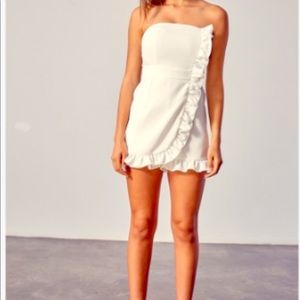 White strapless ruffle romper- SMALL DO+BE